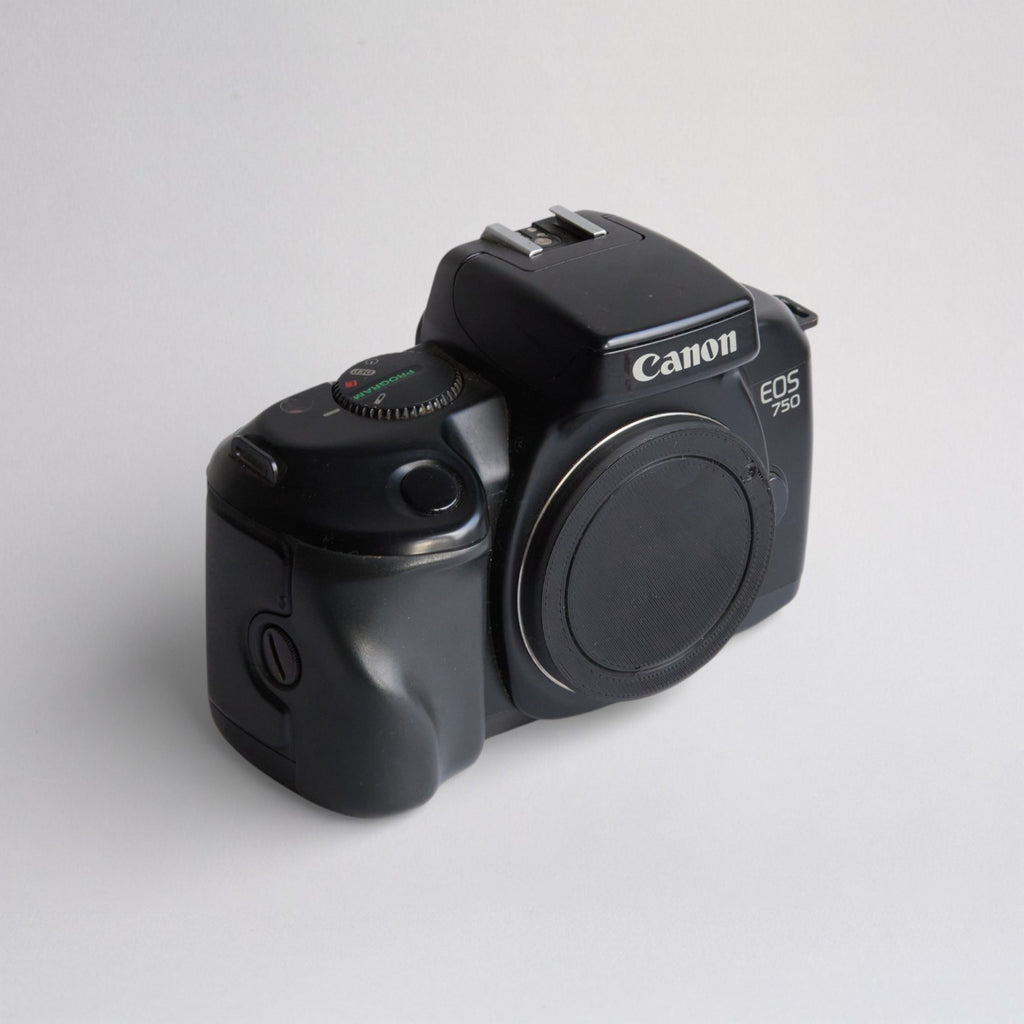 Canon EOS 750
