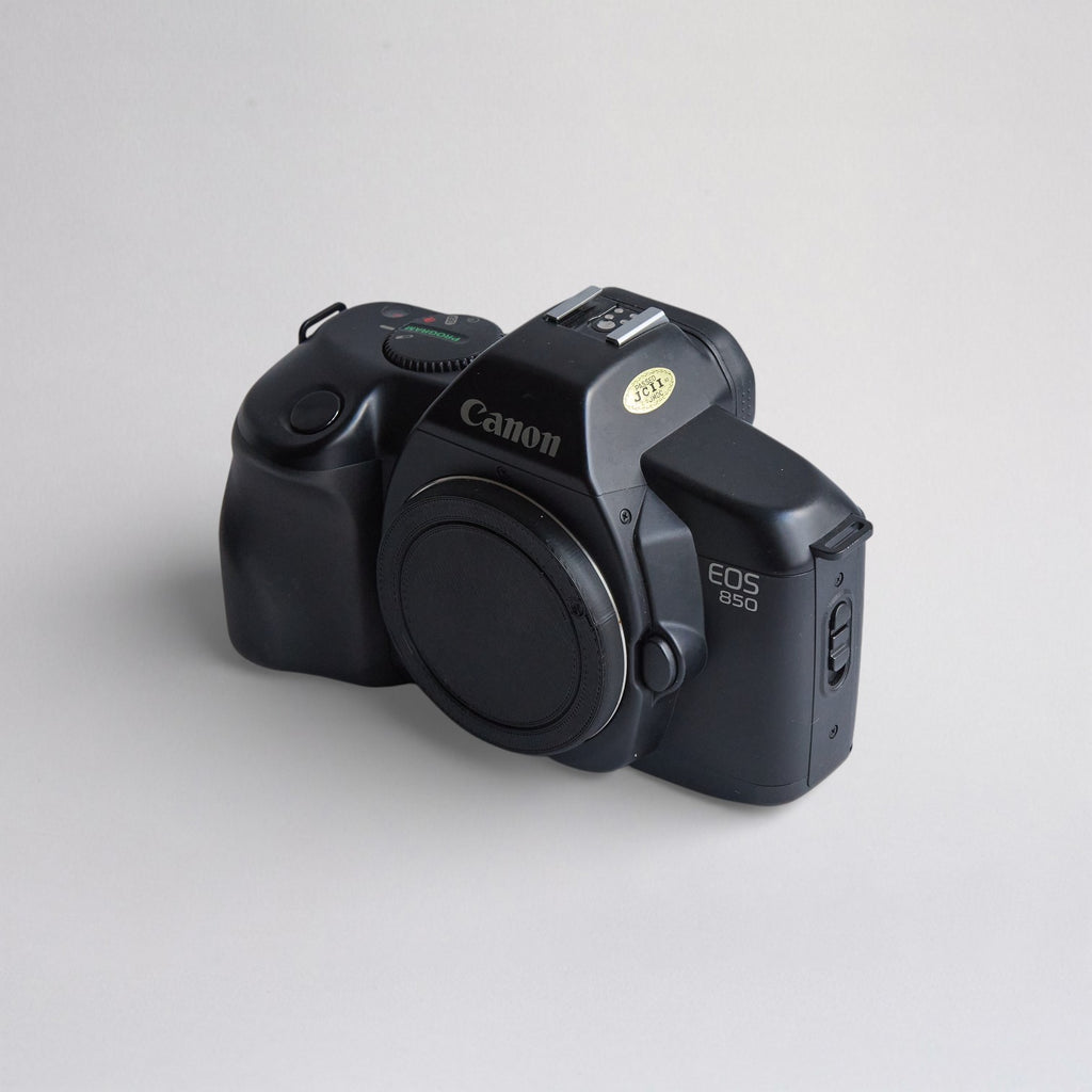 Canon EOS 850