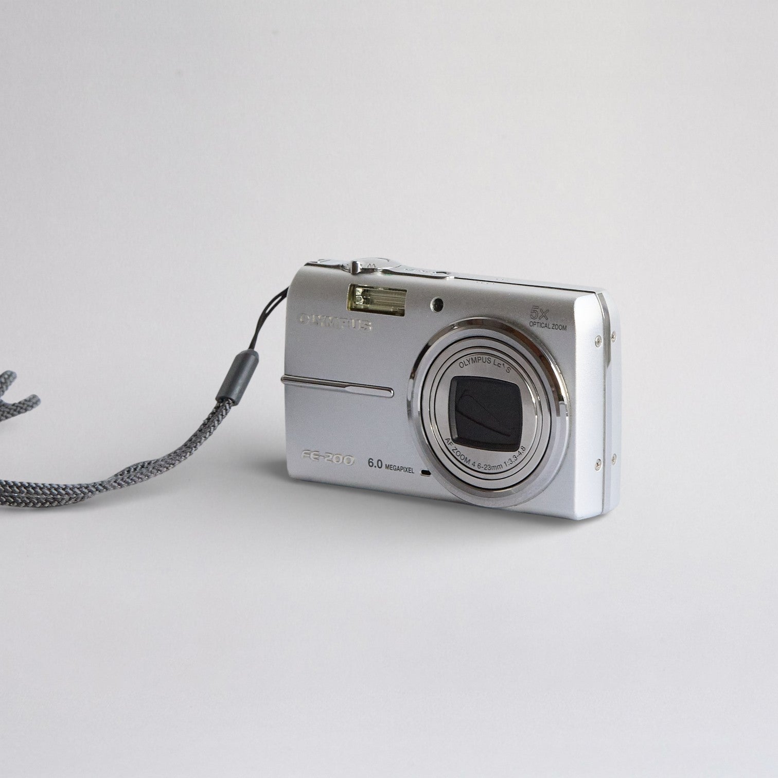 Olympus FE-200