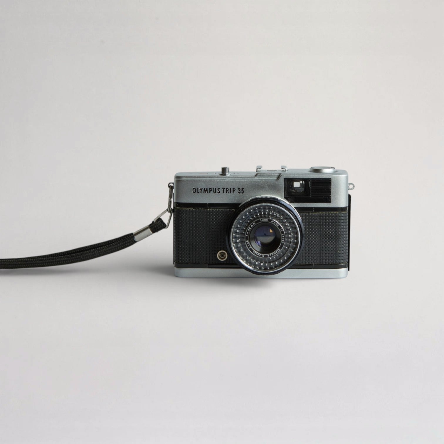 Olympus Trip 35 – NEGA STUDIO